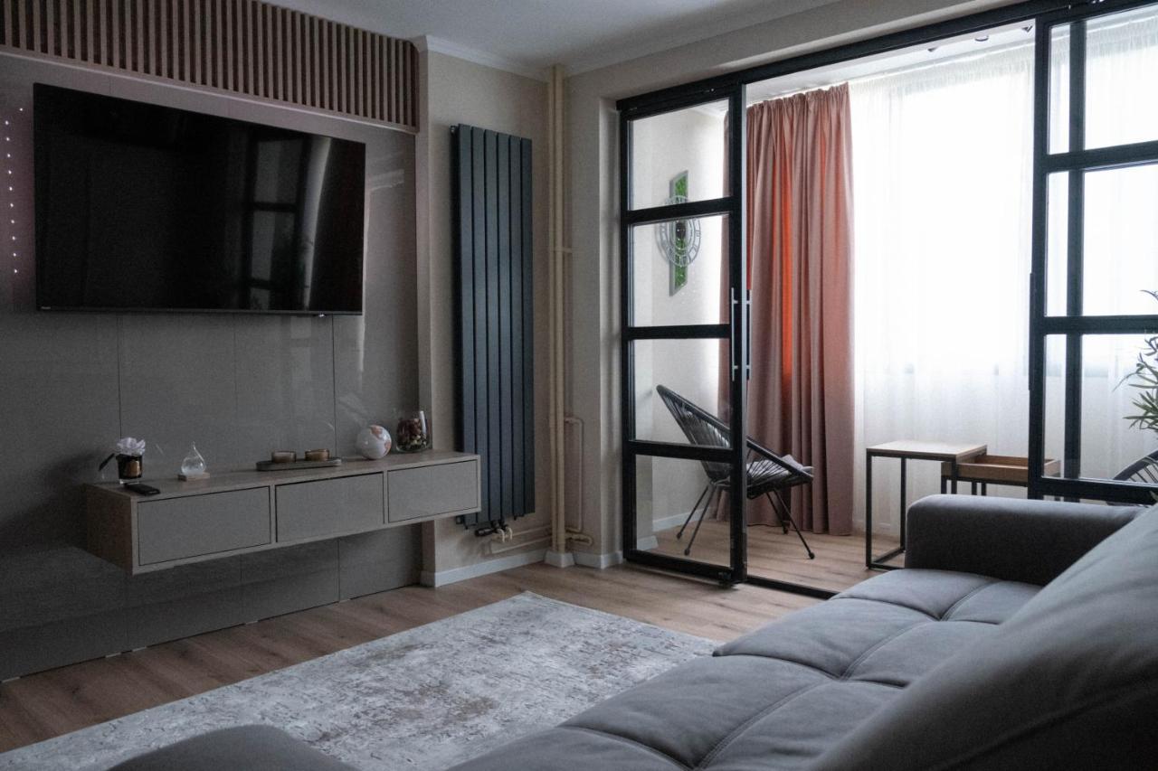 Cosy 2 Rooms Apartment In The Center Of The City Βουκουρέστι Εξωτερικό φωτογραφία