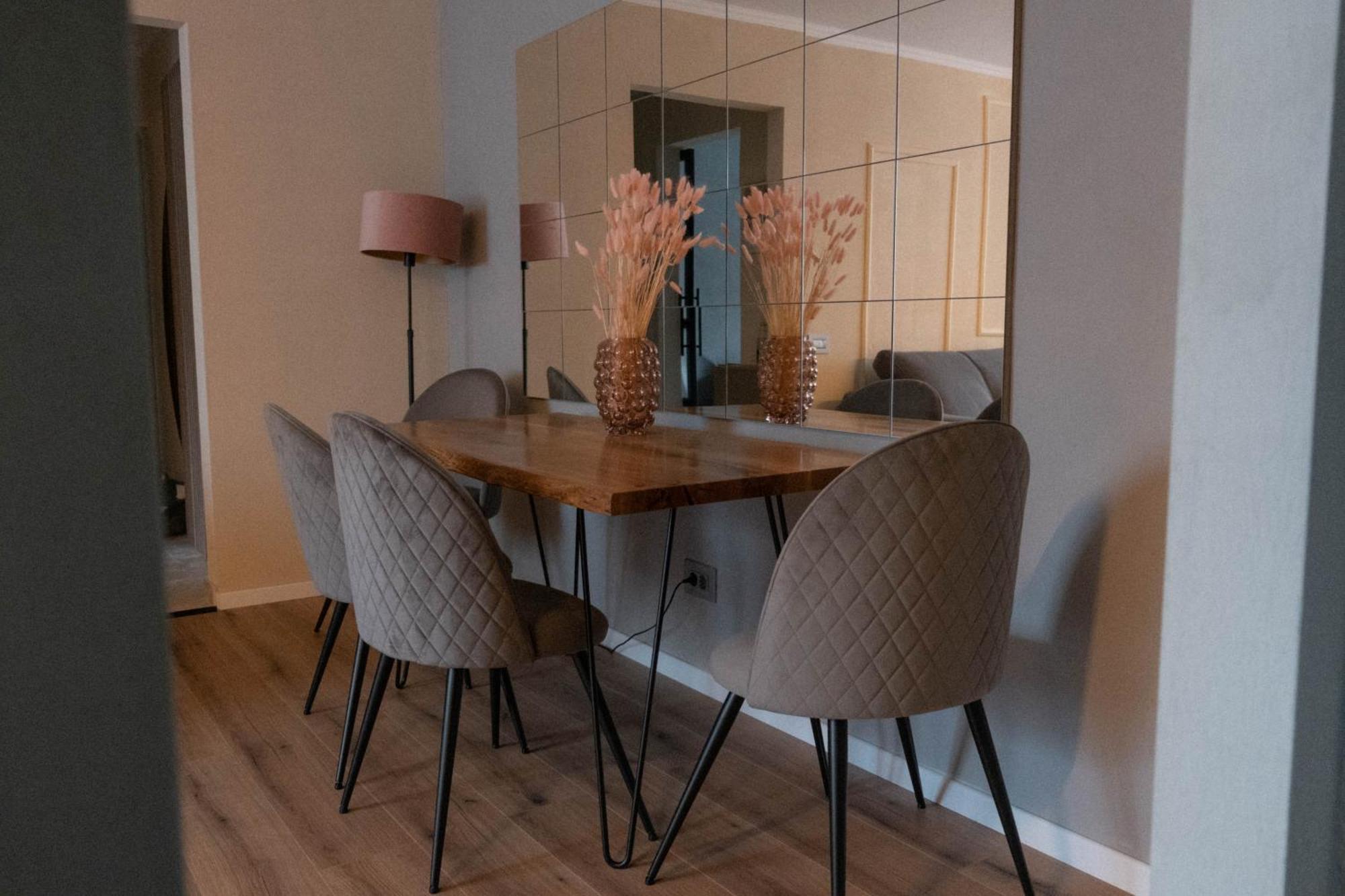 Cosy 2 Rooms Apartment In The Center Of The City Βουκουρέστι Εξωτερικό φωτογραφία