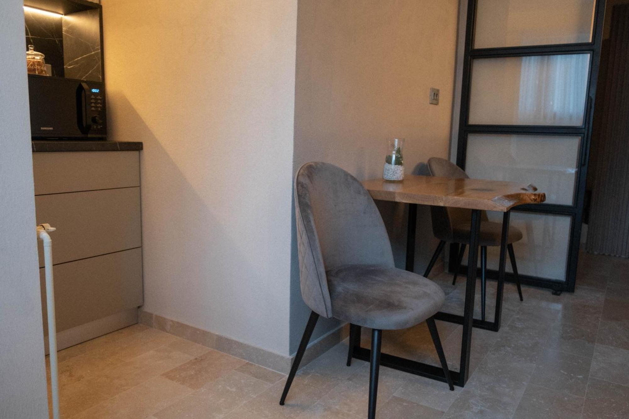 Cosy 2 Rooms Apartment In The Center Of The City Βουκουρέστι Εξωτερικό φωτογραφία